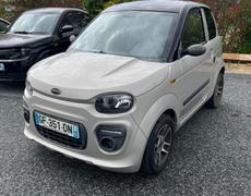 Microcar M.GO Laval