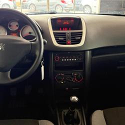 Peugeot 207 Premium 1.4 VTi 16V 95ch Soliers
