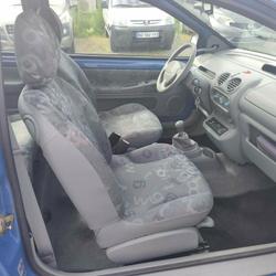 Renault Twingo 1 Confort Authentique 1.2 Mordelles