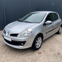 Renault Clio 3 Dynamique Proactive A 1.6 16V 110 La Montagne