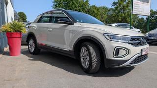 Volkswagen T-Roc  - photo 1