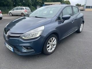 Renault Clio 4 - Initiale Paris  dCi 90 - 9 500 €