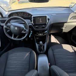 Peugeot 208 Allure Business 1.6 BlueHDi 100ch S&amp;S BVM5 Ch&acirc;teaugiron