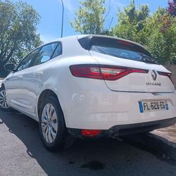 Renault Megane 4 Business M&eacute;gane IV Blue dCi 95 Marolles-en-Brie