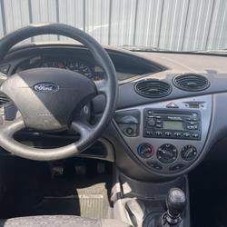 Ford Focus AMBIENTE 1.8 TDCI Saint-Berthevin