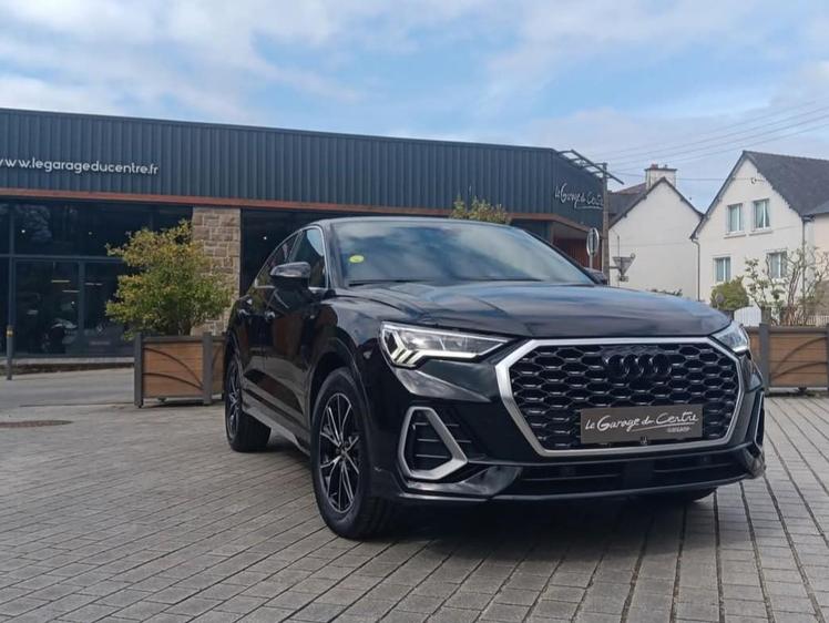 Audi Q3  - 31 900 €