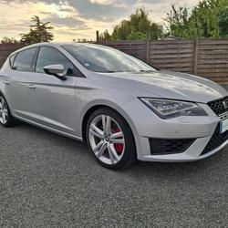 Seat Leon Cupra DSG6 2.0 TSI 265 Distr&eacute;