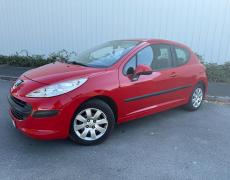Peugeot 207 - Trendy  1.6 HDi 16v 90ch - 4 590 €