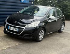 Peugeot 208 Val-Couesnon