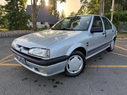 Renault R19 - RT 1.8 essence - 4 990 €