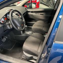 Peugeot 207 Premium 1.6 VTi 16V 120ch Soliers