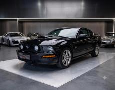 Ford Mustang Carbon-Blanc