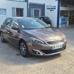 Peugeot 308 II Phase 1 Allure 1.6 e-HDi 115ch FAP Mor&eacute;ac