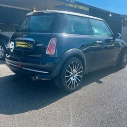 Mini Mini Cooper 1.6i - 115 Saint-Herblain