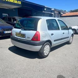 Renault Clio 2 1.6 Saint-Herblain