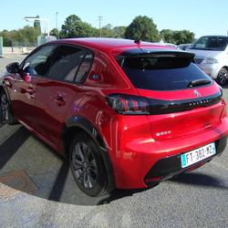 Peugeot e-2008 Allure 136 ch Treize-Vents