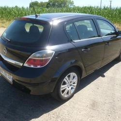Opel Astra Cosmo 1.7 CDTI 110 ch FAP Conlie