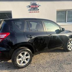Toyota RAV4 Lounge 150 D-4D 2WD Saint-Avaugourd-des-Landes