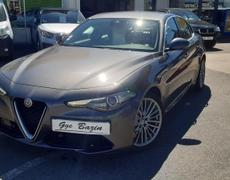 Alfa Romeo Giulia Saint-Hilaire-du-Harcouët