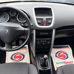 Peugeot 207 Access 1.4 HDi 70ch FAP Les Ponts-de-C&eacute;