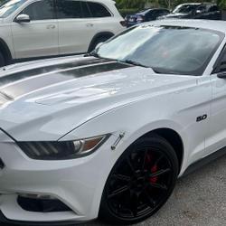 Ford Mustang GT V8 5.0 421 Saint-Aubin-d'Aubign&eacute;