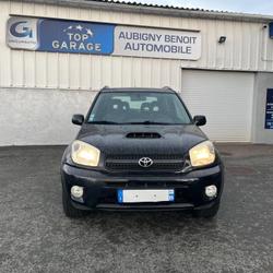 Toyota RAV4 2.0D4D 115 16V Turbo 4X4 (85kW) 2.0 D4D 115 Aubigny-Les Clouzeaux