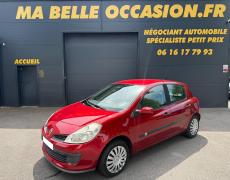 Renault Clio 3 - Pack Authentique  1.2 16V 75 - 5 790 €