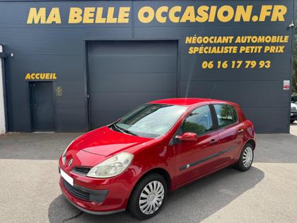 Renault Clio 3 - Pack Authentique  1.2 16V 75 - 5 790 €
