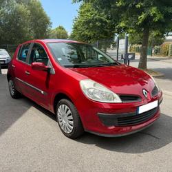 Renault Clio 3 Pack Authentique 1.2 16V 75 Qu&eacute;ven