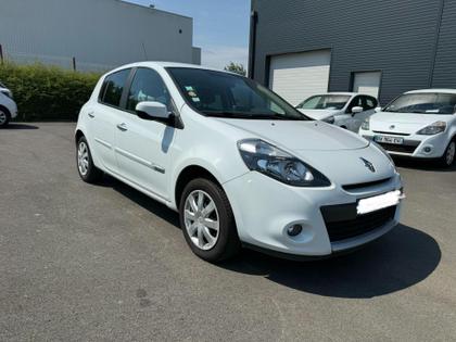 Renault Clio 3 - Expression Clim  dCi 85 eco2 - 5 990 €