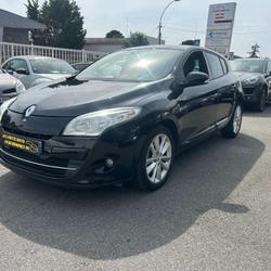 Renault Megane 3 XV De France Champion Euro 5 M&eacute;gane III dCi 110 FAP eco2 Saint-Herblain