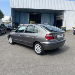 Renault Megane 1 RXE 1.6 i 16V 110CV Carquefou