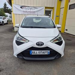 Toyota Aygo x-play 1.0 VVT-i Laubri&egrave;res