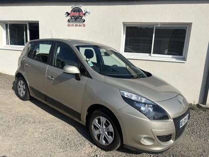 Renault Scenic 3 - Expression  dCi 105 eco2 - 3 990 €
