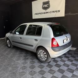 Renault Clio 2 1.4i 98 ch Ch&acirc;teaugiron
