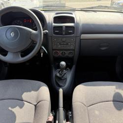 Renault Clio 2 1.4i 98 ch Ch&acirc;teaugiron