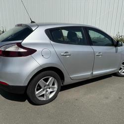 Renault Megane 3 1.2 l i Tce 115 cv Les Ponts-de-C&eacute;