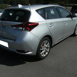 Toyota Auris Dynamic 112 D-4D Plo&euml;rmel