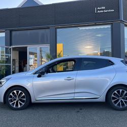 Renault Clio 5 Techno E-Tech full hybrid 145 Avrill&eacute;