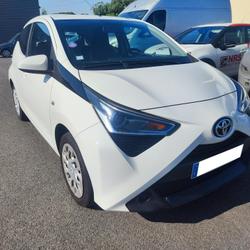 Toyota Aygo x-play 1.0 VVT-i Saint-Nicolas-de-Redon