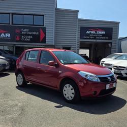 Dacia Sandero Black Line 2 Euro 5 1.2 16V 75 Sainte-Gemmes-sur-Loire