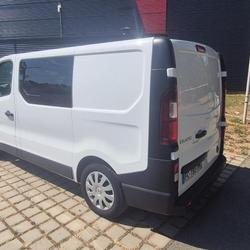 Fourgon Renault Renault RENAULT TRAFIC 3 1.6 L DCI 120 CV Saint-Sulpice-la-For&ecirc;t