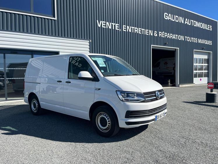 Volkswagen Transporter  - 19 990 €