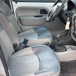 Renault Kangoo 1.5 dci 65cv Verri&egrave;res-en-Anjou