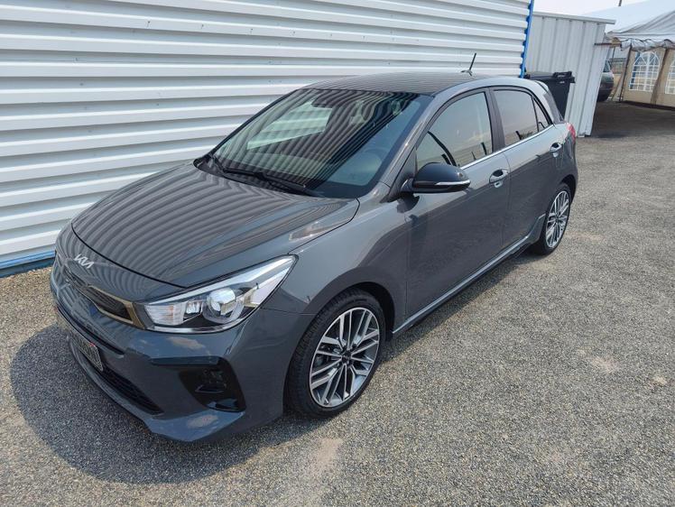Kia Rio  - 16 990 €