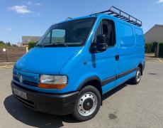 Renault Master - Base 2.2 DCI 90 - 8 990 €