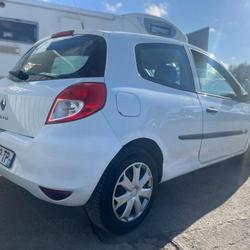 Renault Clio 3 Societe AIR DCI 70 ECO2 Saint-Herblain