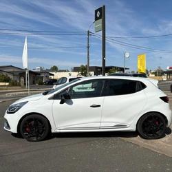 Renault Clio 4 RS EDC 1.6 Turbo 200 occasion - Saint-Varent - photo 2/9