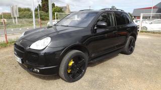 Porsche Cayenne  - photo 0