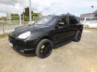 Porsche Cayenne - Turbo Tiptronic S  4.5 V8 - 450 - 12 500 €